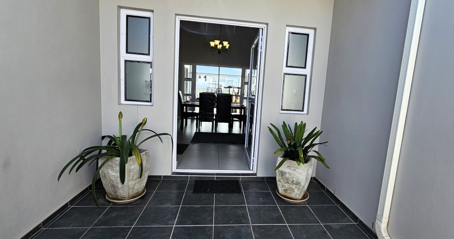 3 Bedroom Property for Sale in Laguna Sands Western Cape